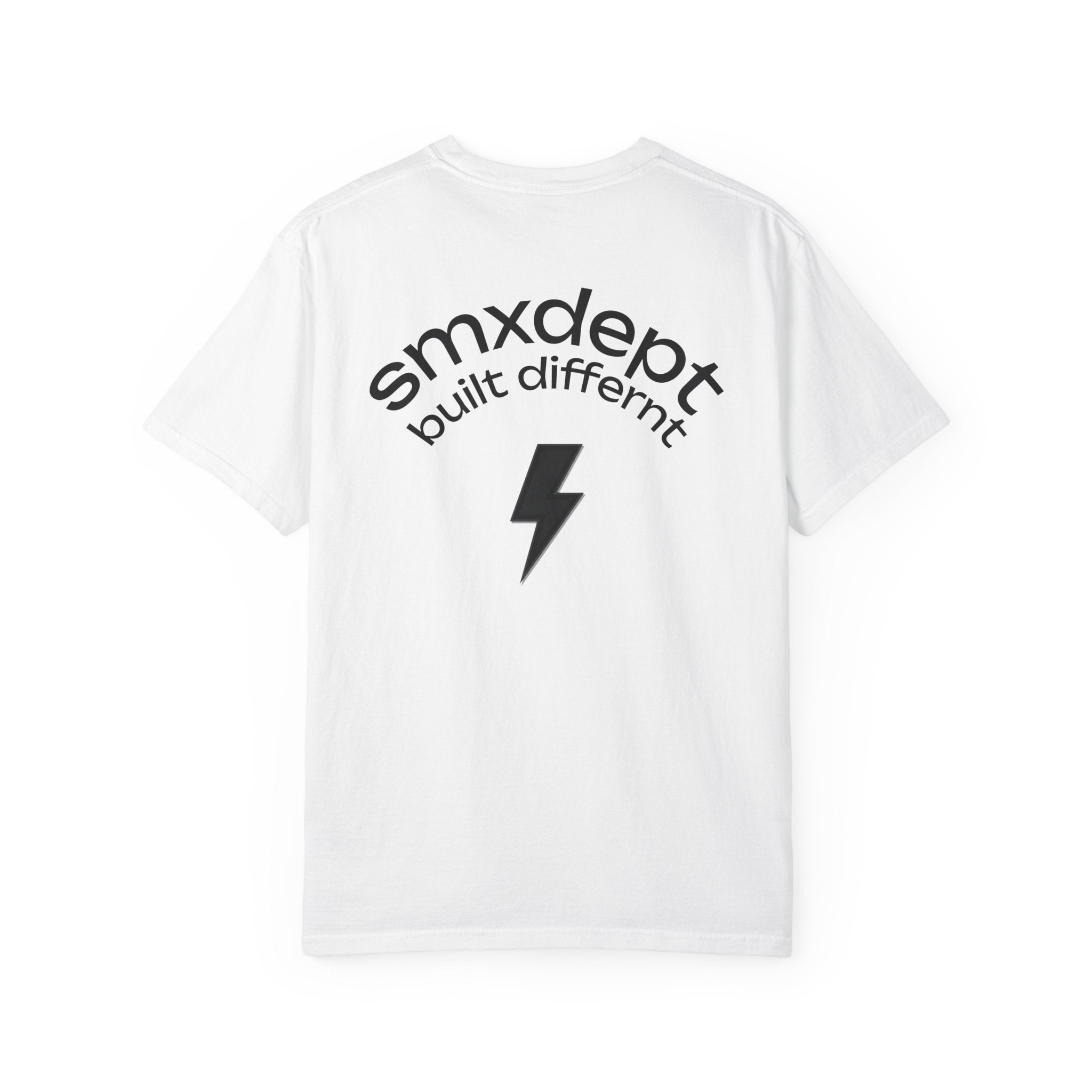 smxdept curved logo white tee