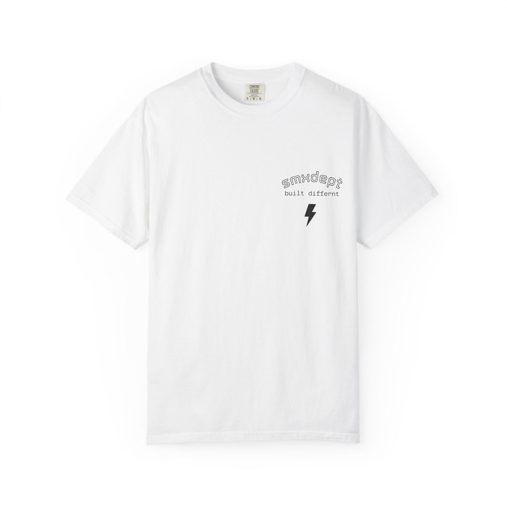 smxdept curved logo white tee